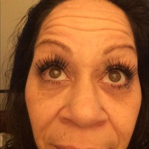 Meet your Posher, Joy